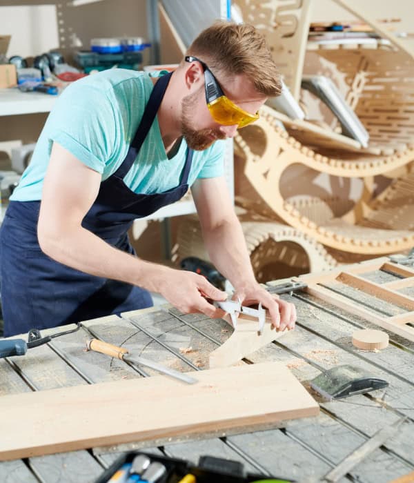 Carpenter Builder